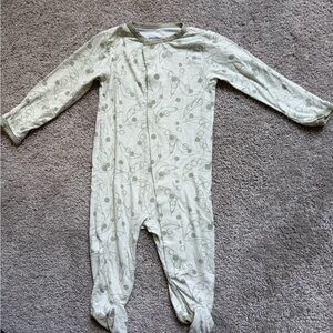 Magnetic Me Light Green Patterned Footie